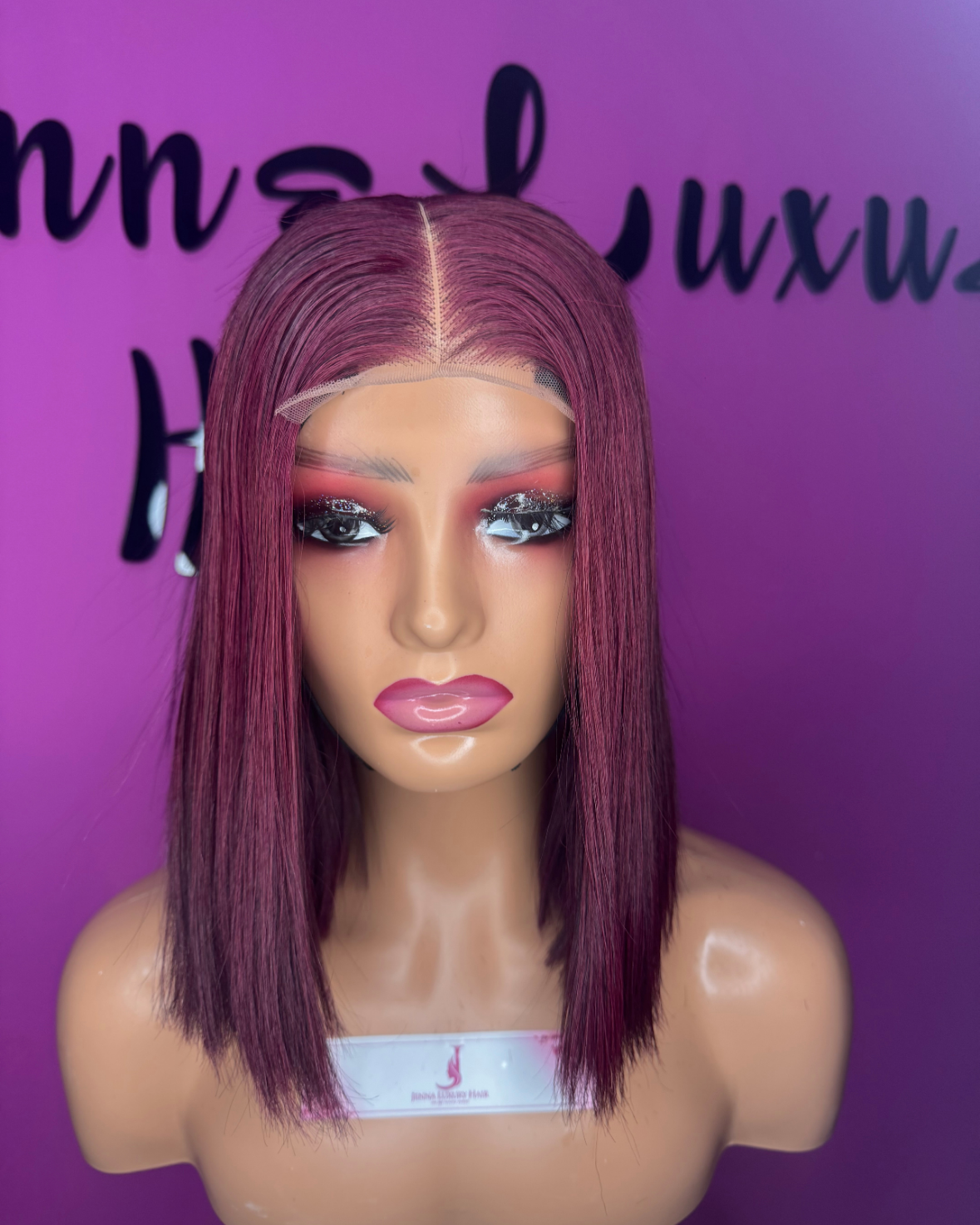 12ā Burgundy Bob Wig (4x4 Closure)